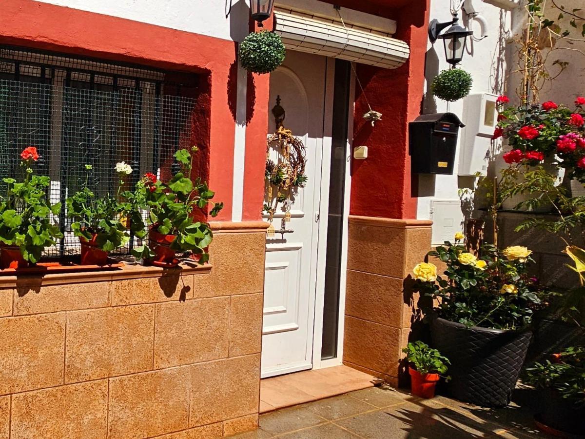 Holiday House - Casa De Monica クリェラ エクステリア 写真